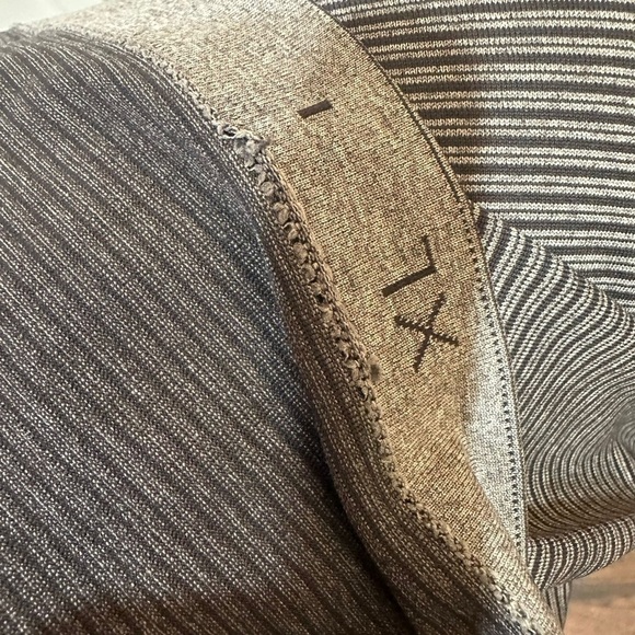 Lululemon Metal Vent Tech Polo Shirts Top XL - Picture 6 of 6